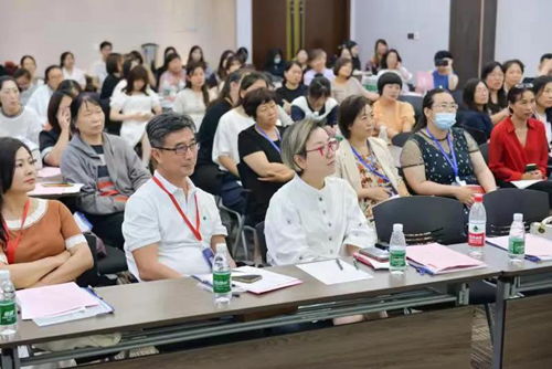 幼儿教育专业，培养未来教育者的全面课程