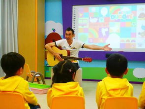 探索儿童游乐活动，意义、英语翻译及对孩子成长的积极影响