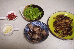年夜饭的营养成分分析，健康与美味的平衡