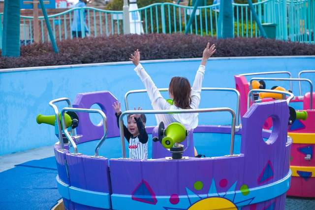 探索家庭乐趣，大型游乐场中不可错过的亲子项目