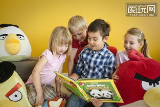 在游乐场中学习英语，寓教于乐的育儿新策略