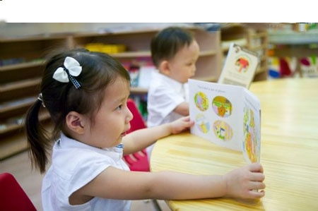 培养双语宝宝，如何在家中自然地教授英语