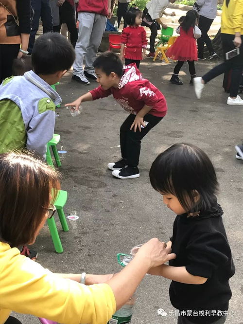 简单活动游戏，提升亲子互动，促进孩子全面发展