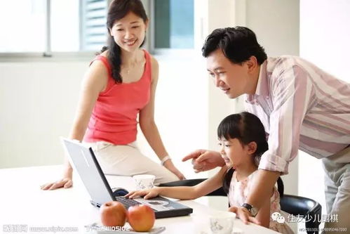 如何平衡家庭与事业，父母在育儿中的经济智慧