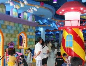 乐趣游戏中心，打造亲子互动的乐园