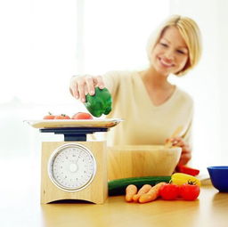 构建孩子健康饮食的基石，营养金字塔的英语指南