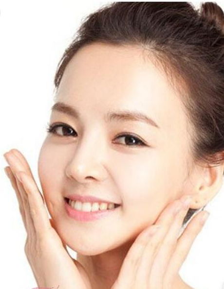 下巴长痘怎么办？告别反复困扰的成人痘痘全攻略