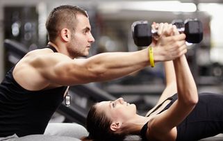 私人教练如何帮你克服健身恐惧，快速实现健康目标