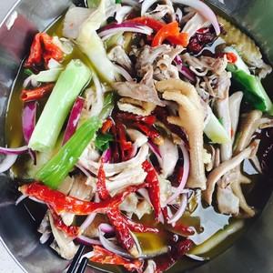 椒麻鸡制作秘诀与健康益处：轻松学会正宗做法，享受麻辣美味