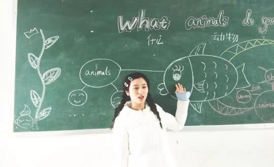 女生自我介绍幽默大气技巧：三分钟让你脱颖而出，轻松赢得好感