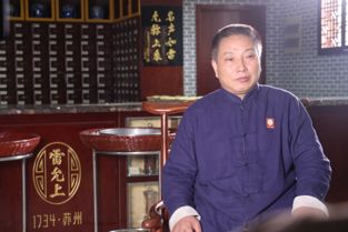 侯震相声艺术之路：从传统到创新的独特探索与传承