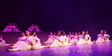 瑜伽教练培训班：从爱好者到专业教练的完整指南