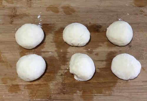 包子的做法：新手零失败教程，轻松做出蓬松多汁的包子