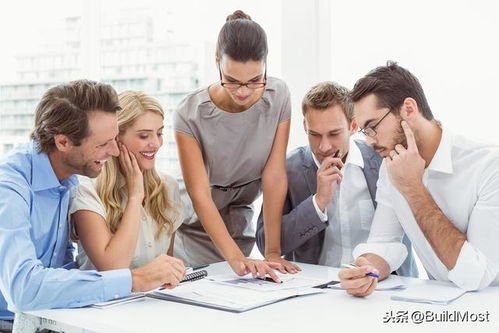 有效沟通：职场家庭社交必备技巧，轻松解决误解提升关系质量