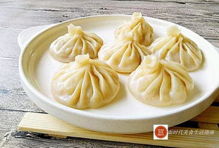 灌汤包制作全攻略：从起源到创新，轻松在家做出爆汁美味