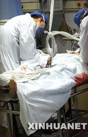 杨佳袭警案全解析：从案件背景到社会启示，探讨极端暴力事件的深层原因与警示