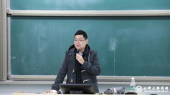 张彬：从成长经历到核心作品，揭秘创作者如何平衡艺术与大众接受