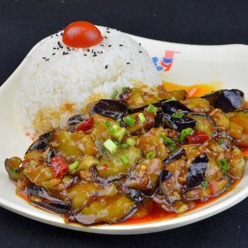 盖浇饭制作全攻略：从历史起源到现代创新，轻松做出美味家常盖饭