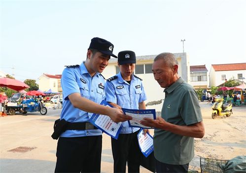 姚威错换人生28年：从辅警到两个家庭的守护者，如何用爱与责任治愈人生创伤