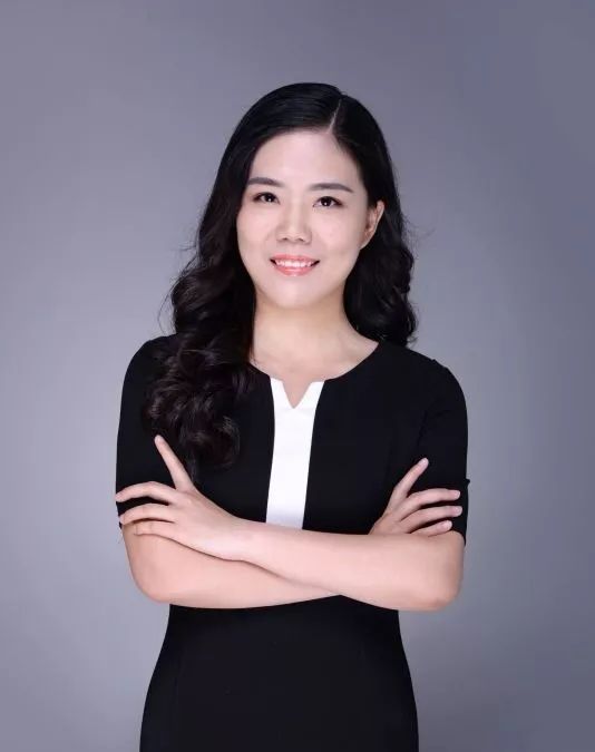 张烨：从设计助理到国际大奖得主的成长密码，揭秘如何轻松打造获奖作品