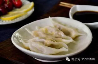 饺子的做法大全：从馅料到包法，轻松学会美味饺子制作技巧
