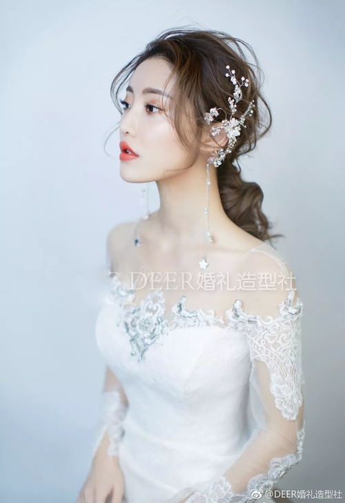 新娘妆全攻略：打造持久自然婚礼妆容，解决脱妆烦恼