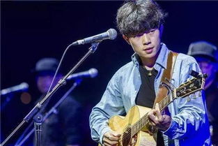 周云音乐深度解析：不会说话的爱情与北方女王歌曲赏析，民谣摇滚完美融合