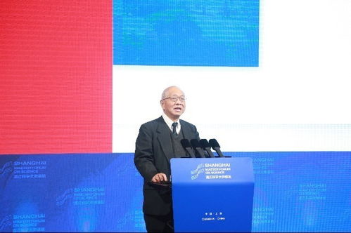 李建民：揭秘理论物理学大师的跨领域成就与学术思想，助你轻松理解前沿物理