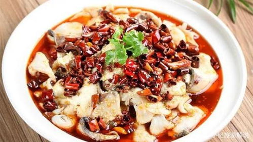 水煮鱼的家常做法：简单几步在家做出地道川菜，麻辣鲜香超下饭