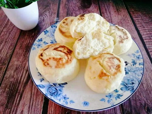 面点制作全攻略：从入门到精通，轻松学会蒸煮炸烤各种美味