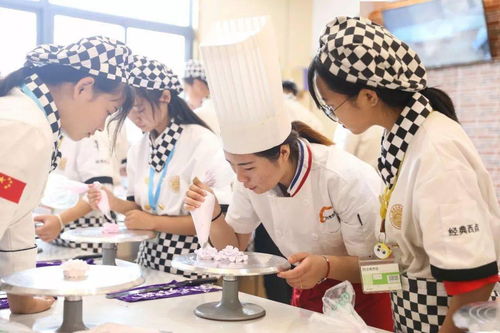 西点培训全攻略：从零基础到高薪就业，轻松掌握甜蜜技艺
