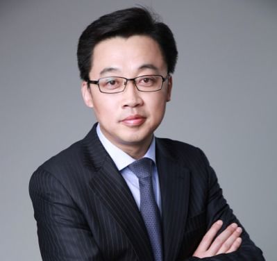 罗伟：从清华学霸到科技领袖的成长轨迹与创新密码