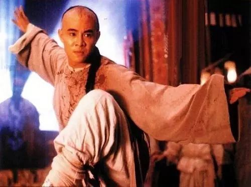 黄飞鸿真实历史与电影传奇：从武术宗师到文化符号的完整解读