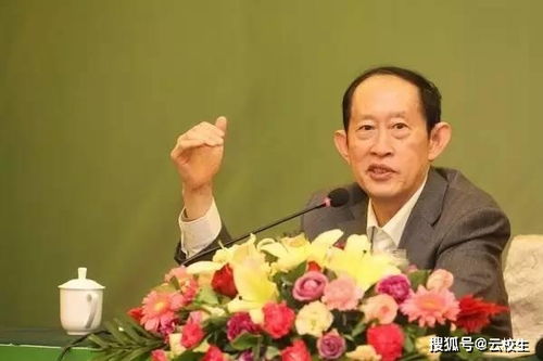 王义：从普通教师家庭到真实记录工作室，如何用文字与影像记录时代普通人的光芒