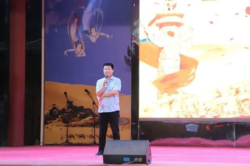 周红：从江南水乡到国际舞台，她的艺术之路如何帮你找到创作灵感与人生方向？