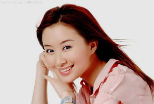 财经主持人叶蓉：用微笑与犀利提问，让投资理财变得简单易懂