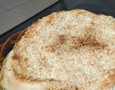 缸炉烧饼：传承百年的北方老味道，轻松学会制作与品尝技巧