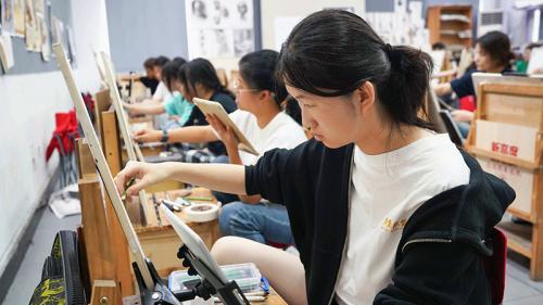 北京画室全攻略：从艺考到兴趣，一站式解决你的艺术学习难题