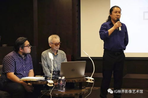 郑健：纪实摄影大师的成长之路与艺术突破，带你轻松理解情感纪实摄影