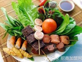 麻辣烫培训：从零基础到开店创业的完整指南，轻松掌握正宗麻辣烫制作技巧