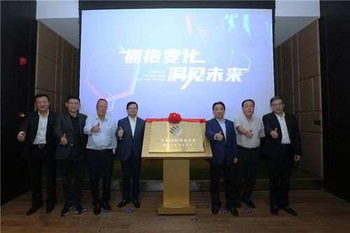 石军：从技术专家到行业领袖的成长轨迹与成就解析