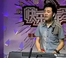 李宇春从选秀冠军到音乐传奇：揭秘她的成长之路与代表作品