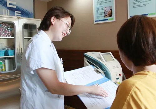 催乳师培训：轻松掌握专业技巧，告别哺乳烦恼，开启高薪职业之路