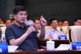 董明：从普通教师家庭到AI领军人物，科技创新与创业成功之路