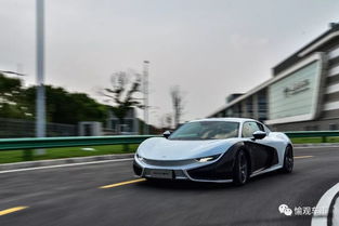 陆群：从清华工程师到汽车产业变革者的成功之路，揭秘如何平衡技术创新与市场需求