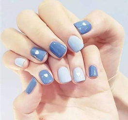 2024美甲图案流行趋势与短指甲设计技巧，解决你的美甲烦恼