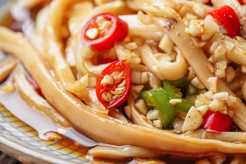 凉拌菜做法大全：轻松学会清爽开胃的夏日美食，告别厨房闷热烦恼