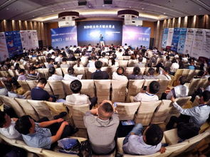 技术领袖谭斌：从互联网到AI的职业成长与创新突破