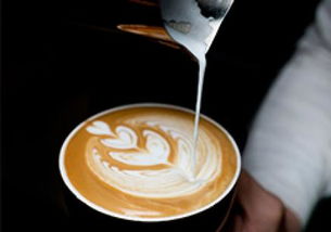 咖啡培训全攻略：从零基础到专业咖啡师的便捷成长之路