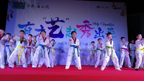 于明艺术生涯全解析：从江南记忆到国际舞台，揭秘意象写实大师的创作密码